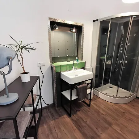 Industrial Am Neuen Dom Lejlighed *