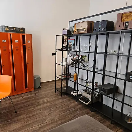 Industrial Am Neuen Dom